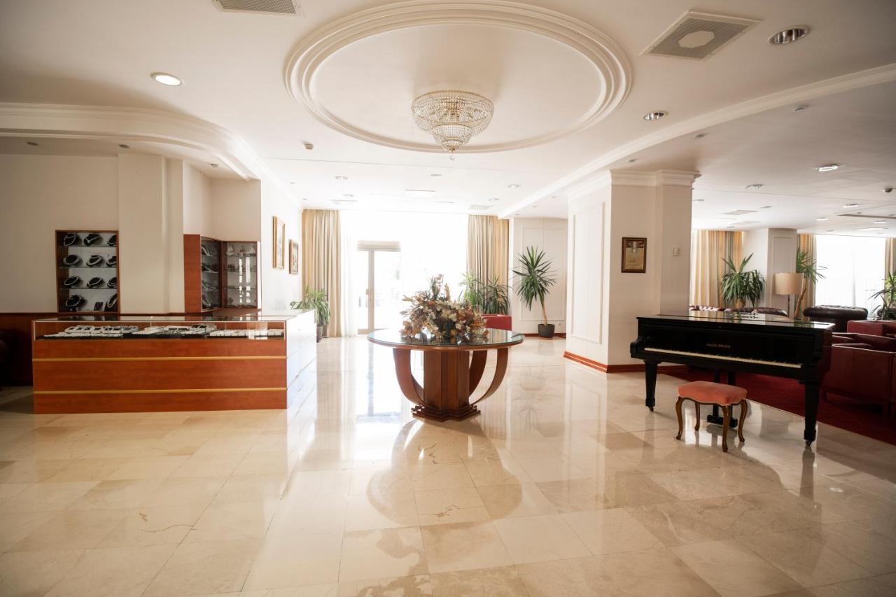 Hotel Metropol - Metropol Lake Resort Lagadin Exterior photo
